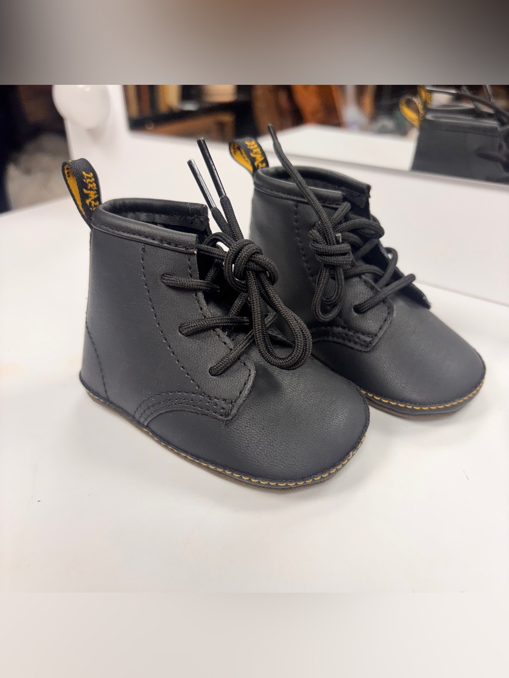 Doc Martens Baby Boots Booties Black Leather Auburn Lamper Infant Size 3 No box
